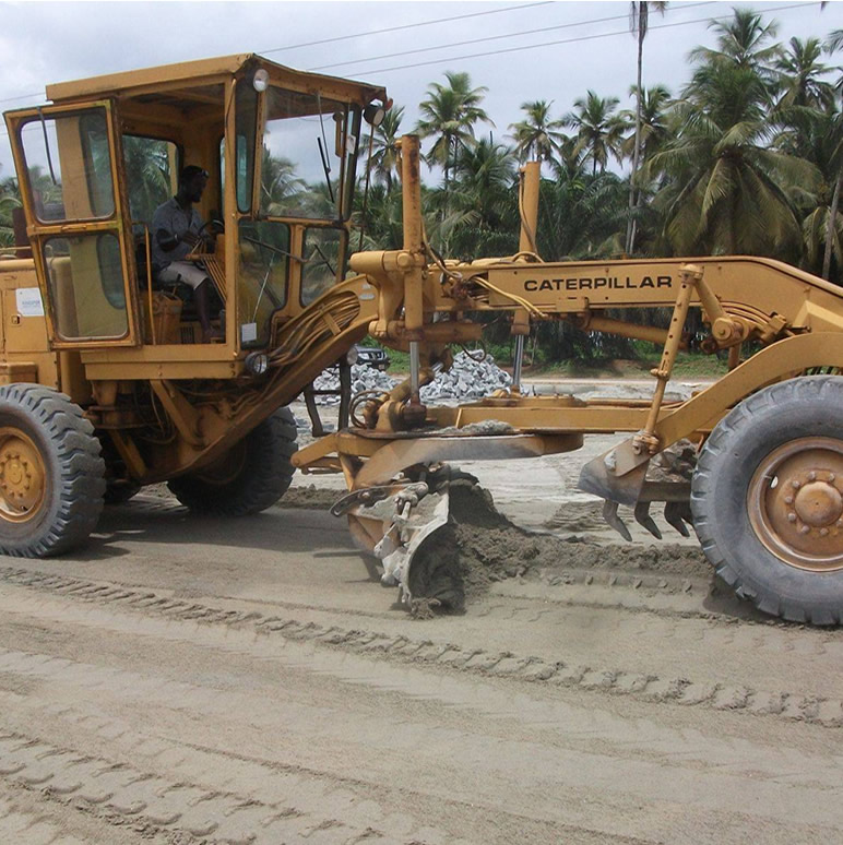 Excavator used by Kingspok Construction Works Limited for earthworks